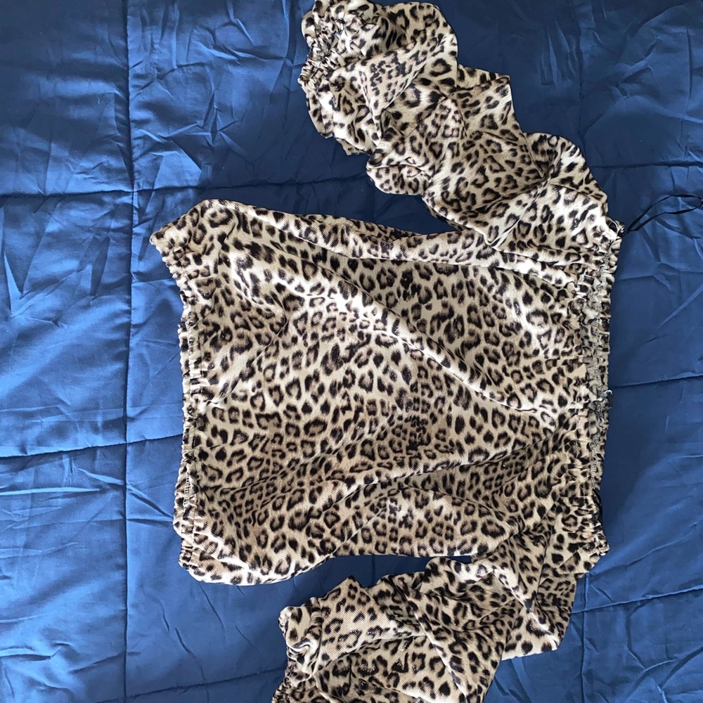 Leopard Print Off-Shoulder Top